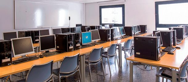 espacios-aulas-informática-2